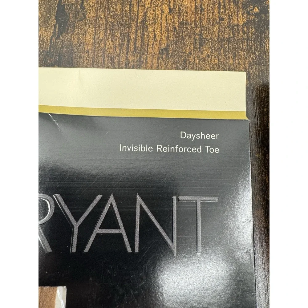 2 Lane Bryant Daysheer Pantyhose Size D Beige Invisible Reinforced Toe NOS